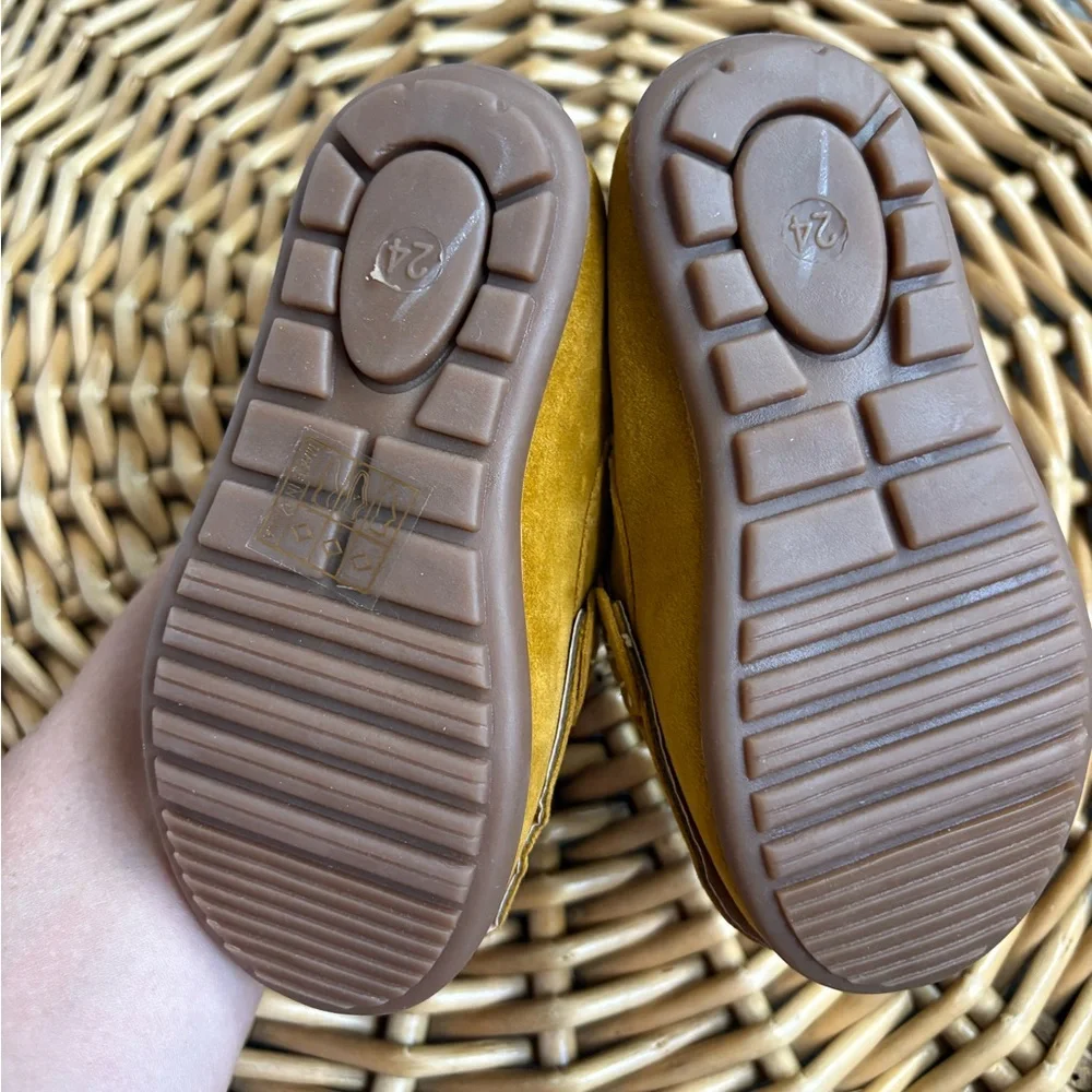 Toddler Yellow Gold Faux Suede Slip On Dress Loafers Size 8